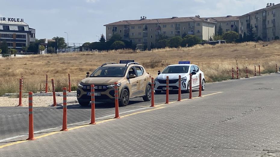 Ehliyet Sınavlarında Devrim: Serbest Güzergah Sistemi ile Trafikte Güvenli Sürüş Eğitimleri başlıyor