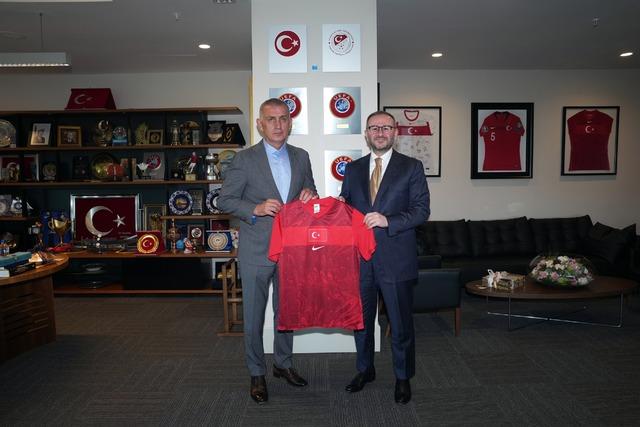 Şenol Kazancı, TFF Başkanı Hacıosmanoğlu'nu Ziyaret Etti