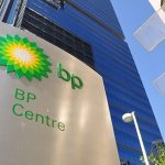 İngiliz petrol devi BP'nin karı dramatik biçimde düştü
