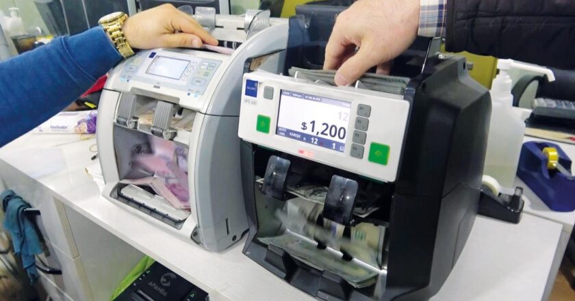 “Bankalarımız döviz banknotlarını kabul ediyor”