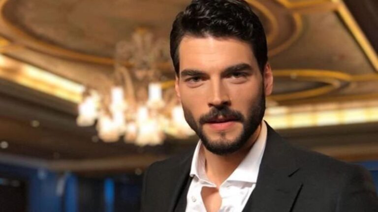 Akın Akınözü aradığı aşkı onda buldu! Yeni sevgilisiyle görüntülendi