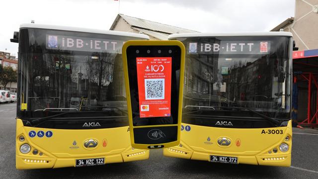 Aylık 23 milyon TL maaş alıyor! Yıldız isim İstanbul’u İETT ile geziyor